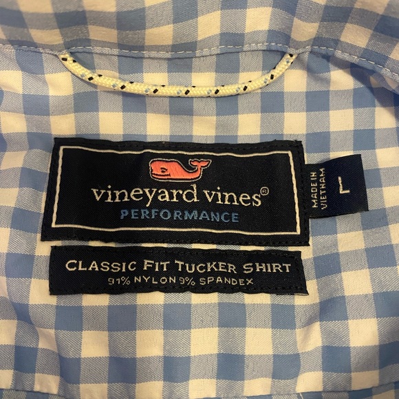 Men’s Vineyard Vines Buttondown - Picture 4 of 5